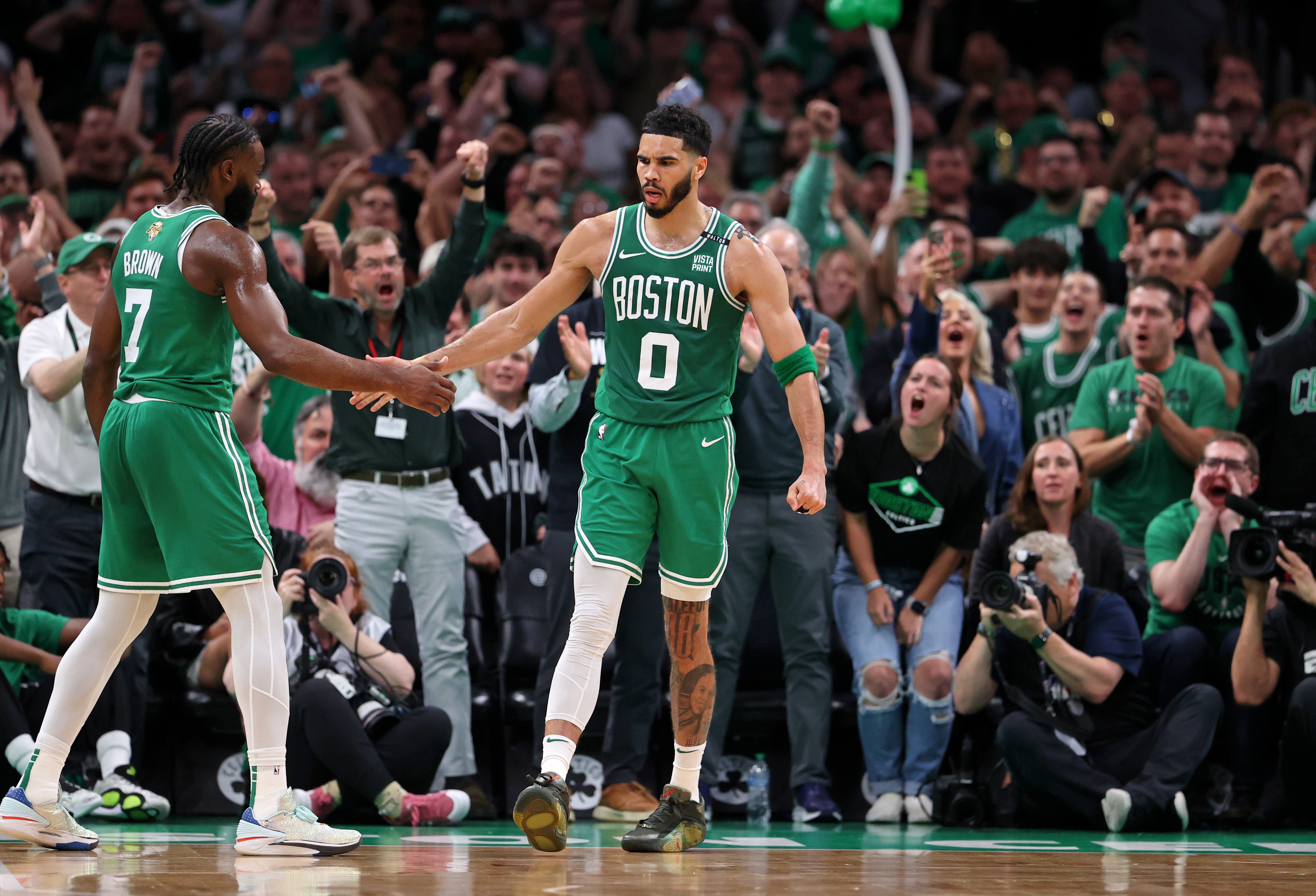 NBA彩经:勇士复仇独行侠 快船难敌步行者 太阳擒下猛龙